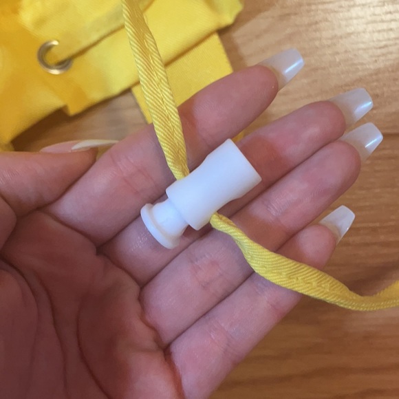 Yellow Bag/Backpack - Picture 3 of 6